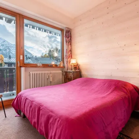 Spacious With Balcony In Chamonix