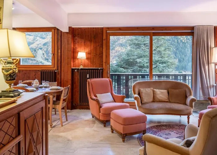 Spacious With Balcony In Chamonix