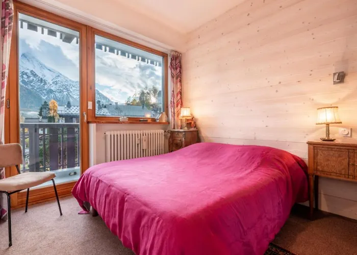 Spacious With Balcony In Chamonix